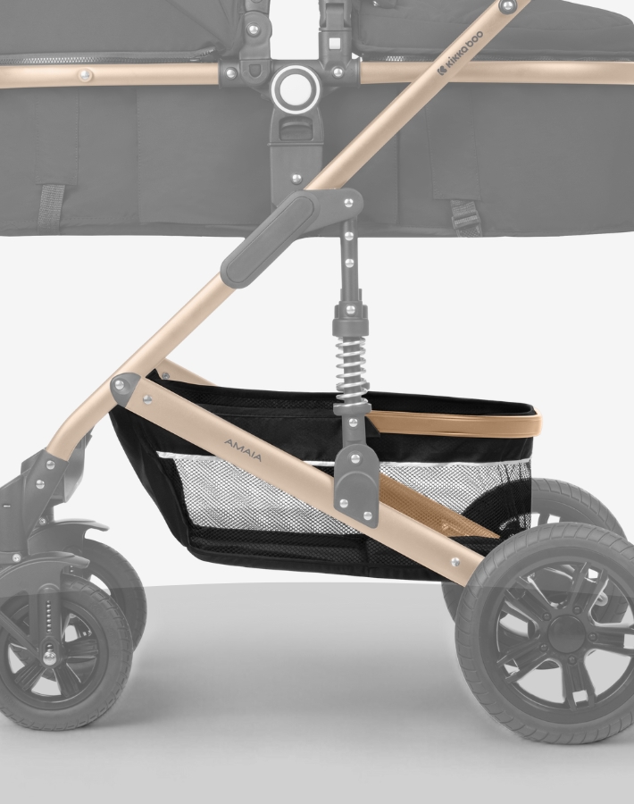 The stroller includes a spacious basket that can hold up to 3kg, perfect for storing all your essentials, from diaper bags to shopping finds, during your outings.