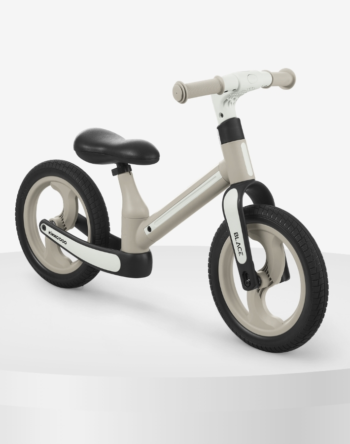 Crafted with a lightweight yet robust design, our balance bike is easy for little ones to manage while being durable enough to withstand the adventures of active kids.