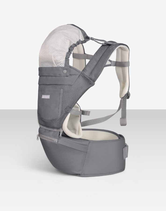 CHLOE can be used separately as a soft carrier, a standalone hip seat, or combined as a carrier with hip seat, offering flexible options to suit your and your babyโs needs.