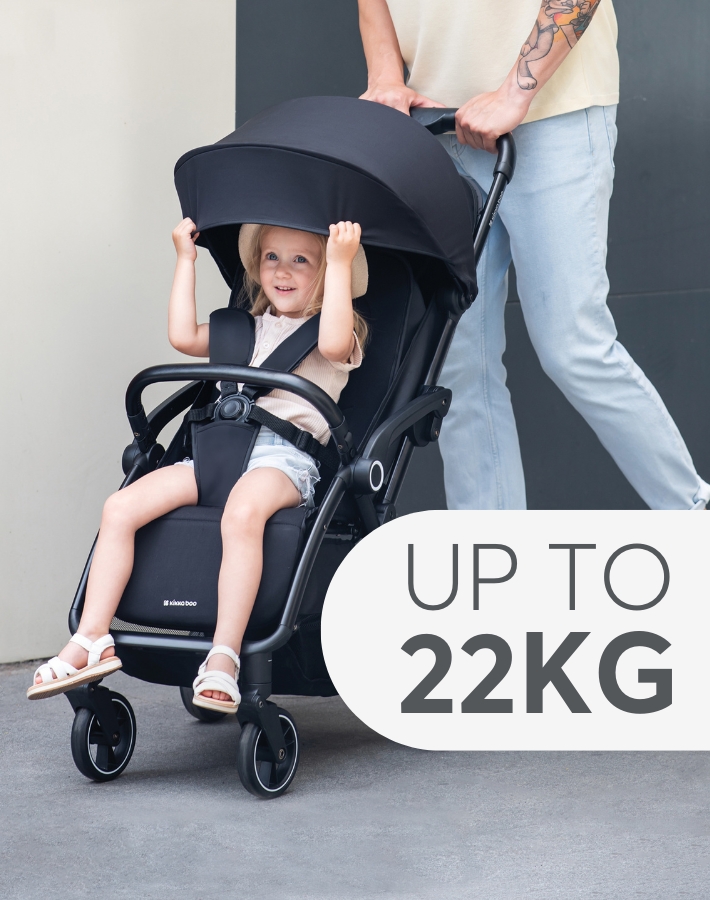 CIELA is suitable from birth up to 22 kg providing a safe, comfortable ride. Thanks to it's compact and lightweight design this pushchair will become you favourite companion.