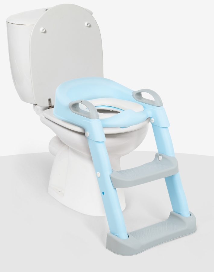LEA is designed to fit toilets with a standard elliptical shape, ensuring a secure and stable fit that is easy to attach and remove, making it a versatile choice for any family bathroom.