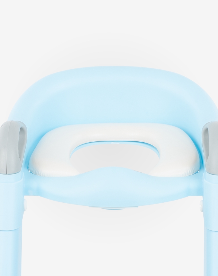 Equipped with a soft cushion, the toilet seat provides greater comfort for children during use, making the transition to using the adult toilet more pleasant and encouraging regular use.