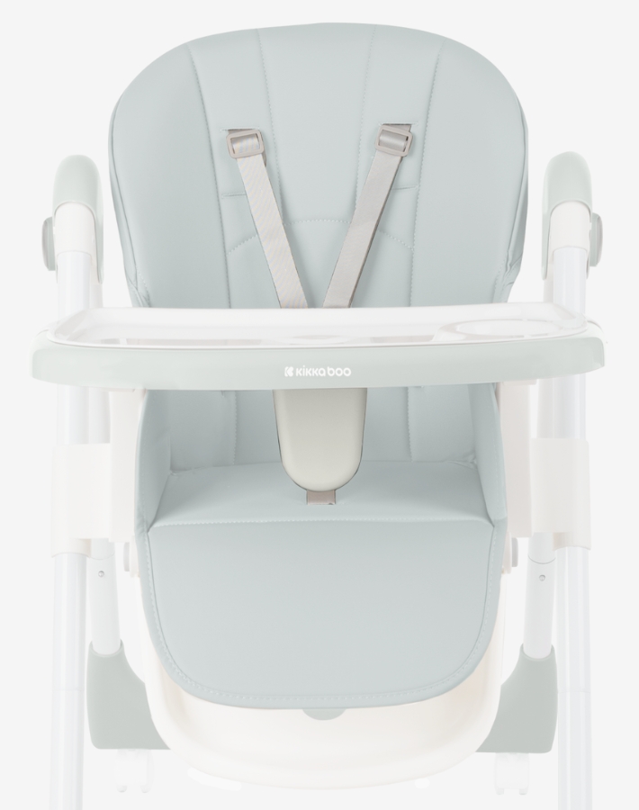 Enjoy the soft and durable leather seat pad that not only adds elegance, but also provides a comfortable place for your child to sit and is easy to clean.