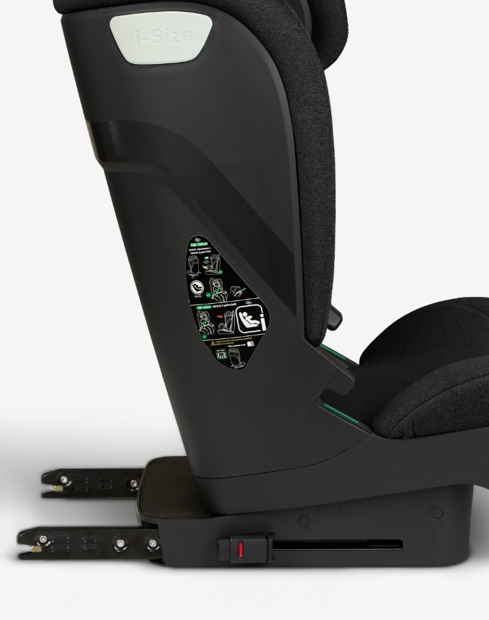 Featuring ISOFIX and SPS systems, our car seat provides extra stability and increased safety by reducing the force of side-impact collisions, ensuring your child is secure in all conditions.