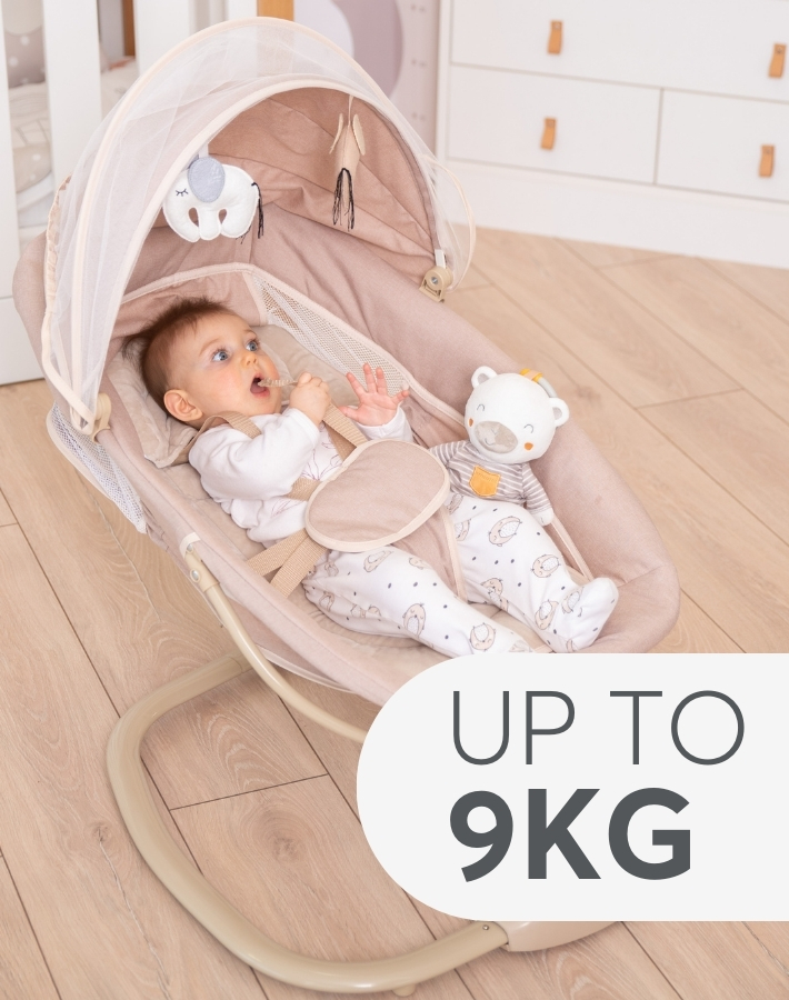 Designed to accommodate newborns from their very first day up to a weight of 9 kg, our swing provides a secure and serene environment that adapts to the early stages of your baby's life.