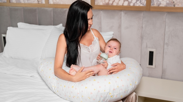 Mama Pillows - Pregnancy & Postpartum Care